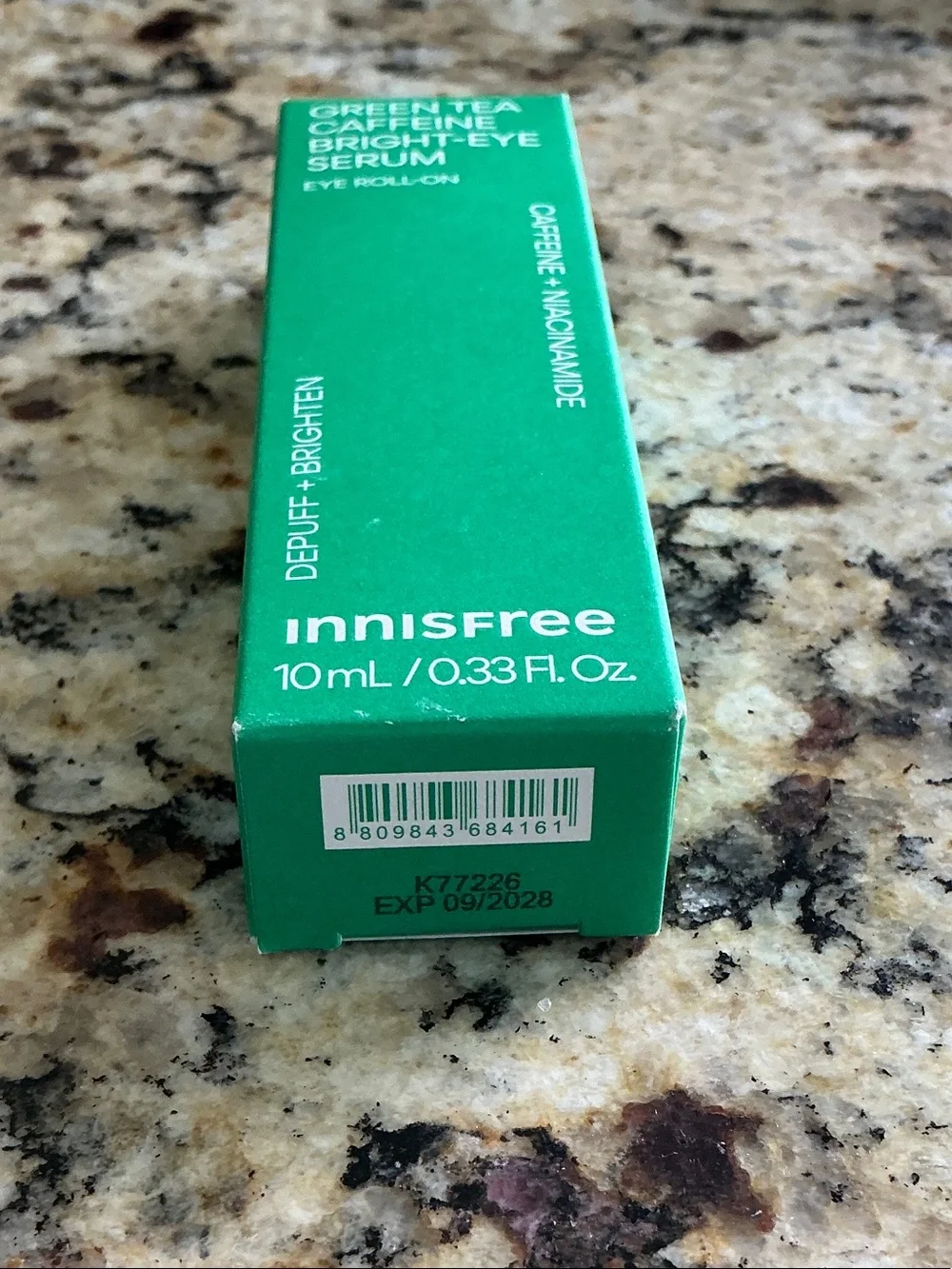 InnIsFree Green Tea Caffeine Bright-Eye Serum - Eye Roller